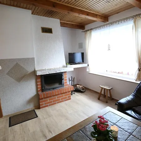 Pod Pstragiem * Lipnica (Bytow)