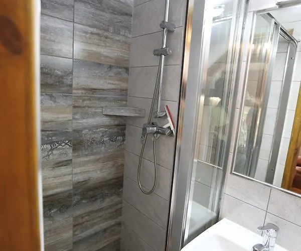 Pod Pstragiem Farm stay *